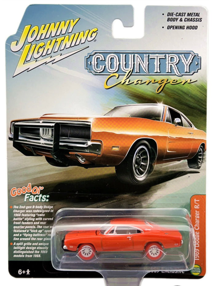 白色 LIGHTNING/CHASE 1:64 Country Charger Hobby 独家 1969 年 Dodge Charger R/T JLSP206 罕见
