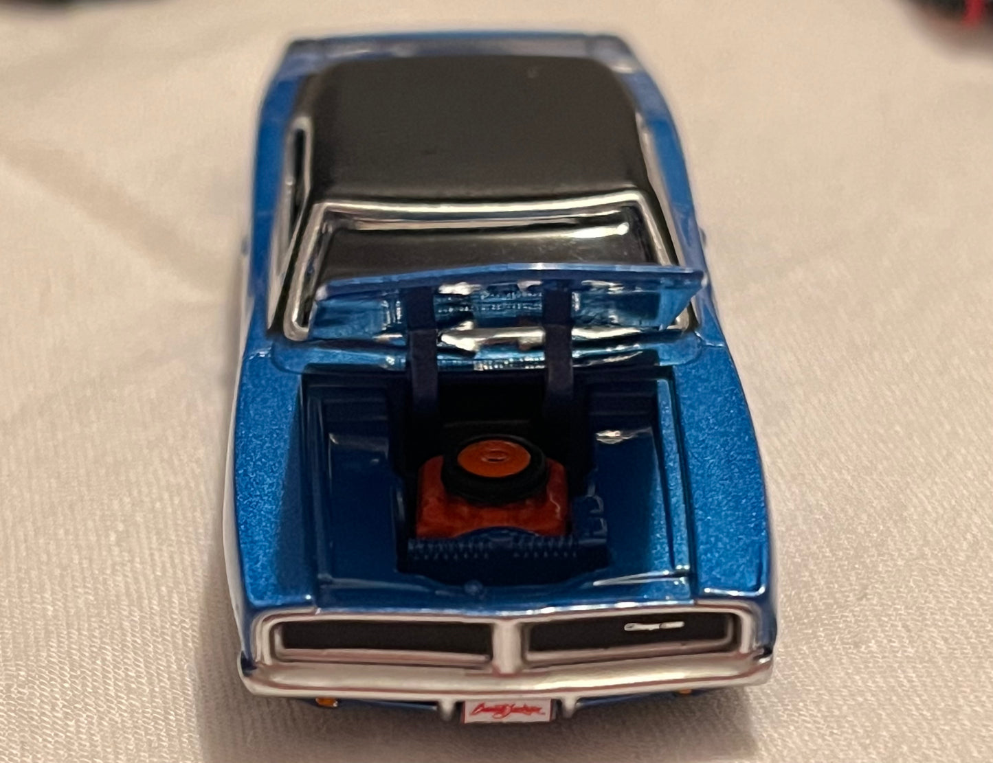 1:64 Barrett-Jackson 'Scottsdale Edition' 系列 11 - 1969 道奇 Charger - B5 蓝色,带黑色乙烯基车顶实心包