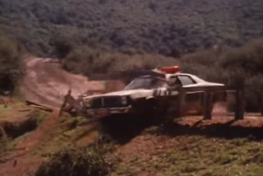 1:64 1978 年道奇摩纳哥哈扎德县警长迷彩压铸