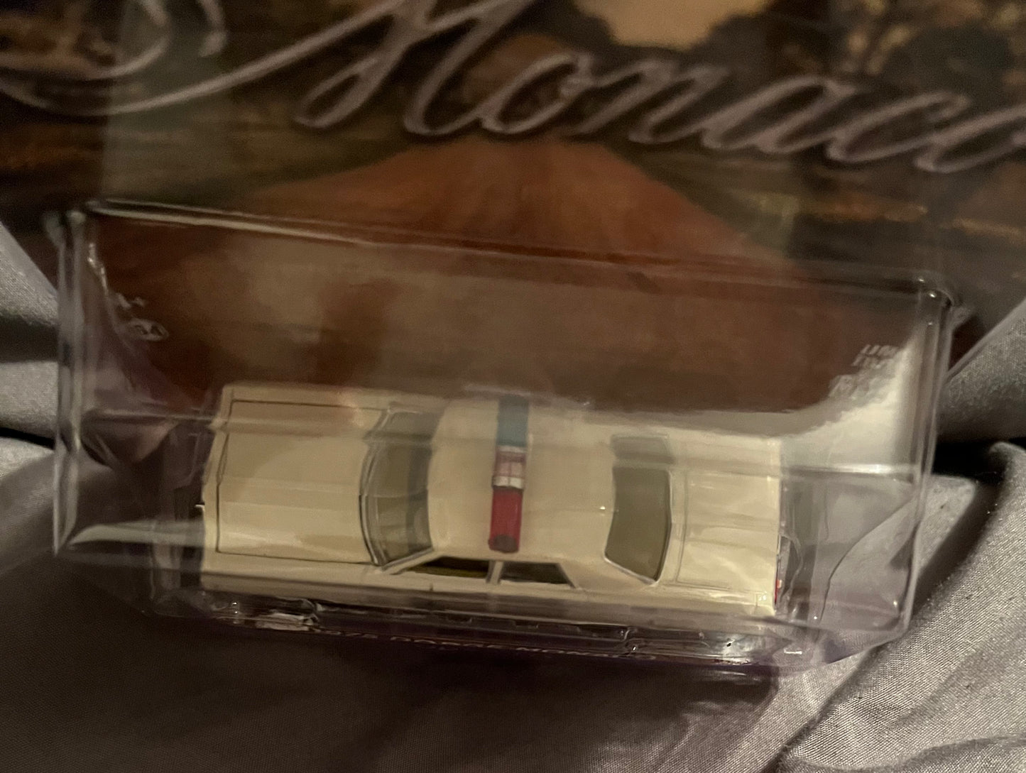 1:64 1975 年道奇摩纳哥(哈扎德县治安官)