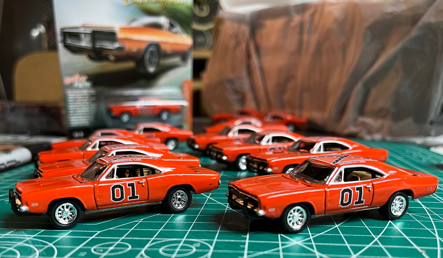1/64 GENERAL LEE Johnny Lightning (New England Dukes Exclusive) PREORDER JULY