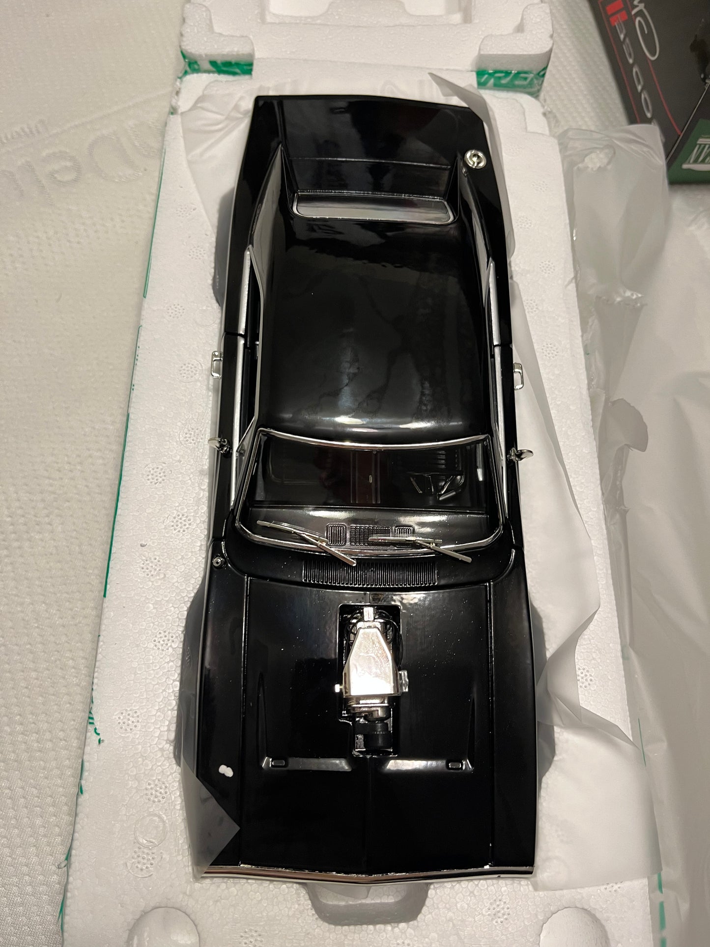 1:18 - 1970 Dodge Charger - Black (Fast & Furious)