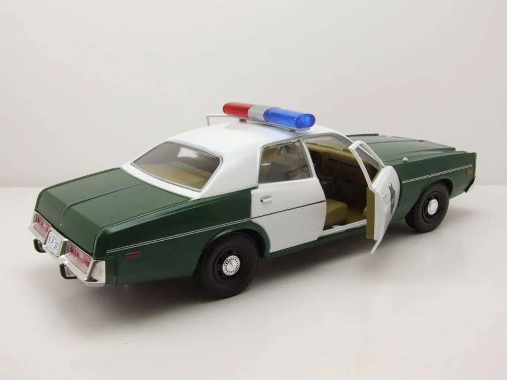 1:18 1975 Plymouth Fury Capitol City Police **RETIRED ITEM**