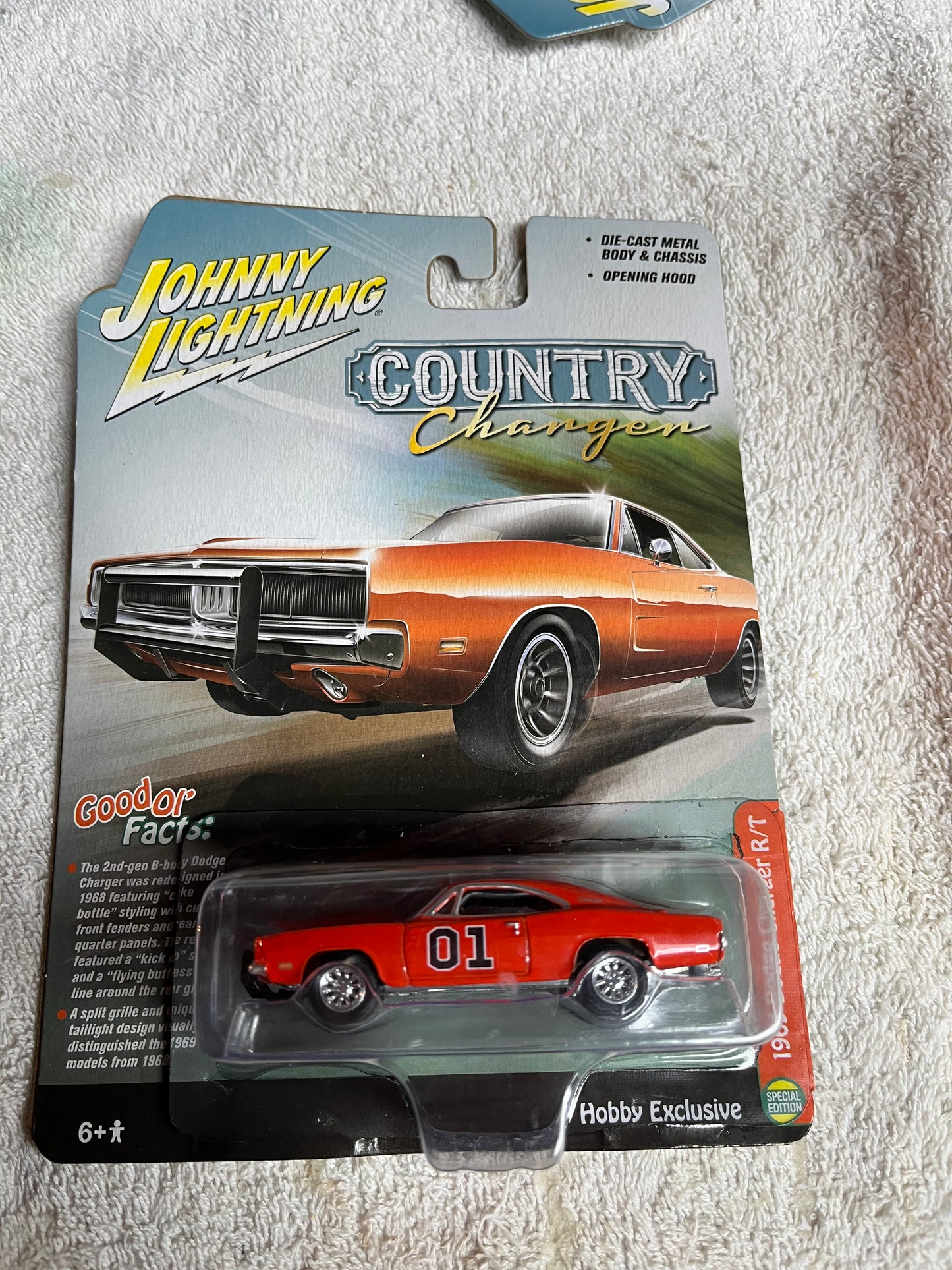 1/64 GENERAL LEE Johnny Lightning (New England Dukes Exclusive) PREORDER JULY