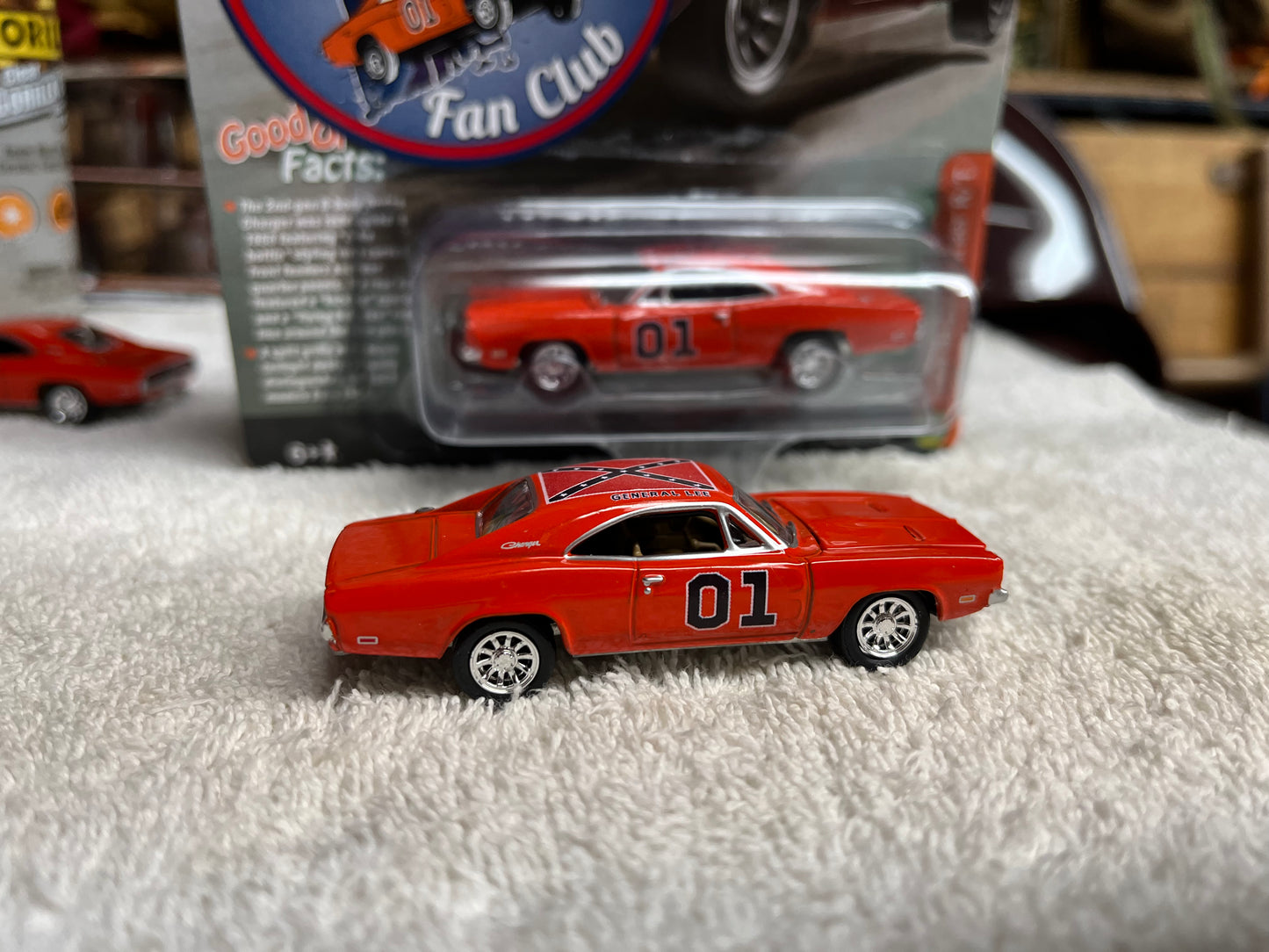 1/64 GENERAL LEE Johnny Lightning (New England Dukes Exclusive) PREORDER JULY